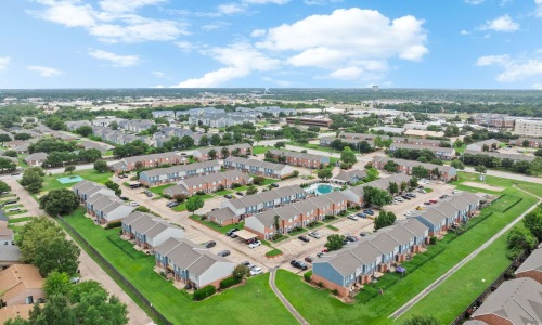 Aerial view of Parcside Townhomes apartments near Northgate.